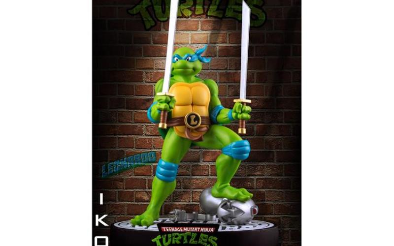 Teenage-Mutant-Ninja-Turtles-Leonardo-On-Defeated-Mouser-Limited-Edition-Statue-800x500_c.jpg